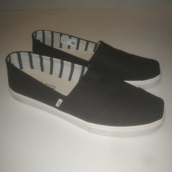 Toms Shoes - EUC TOMS Alpargata Cupsole Slip-on